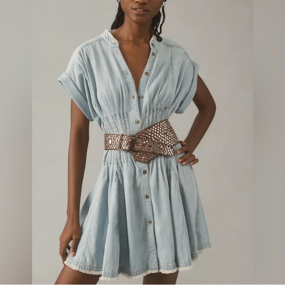 Anthropologie brand Pilcro V Neck Hanky Hem Denim Dress